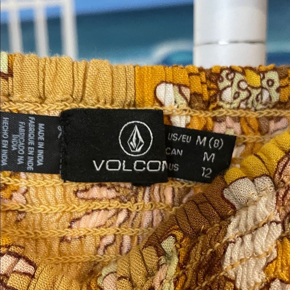 Volcom Floral Ruffle Crop Top - Picture 4 of 7